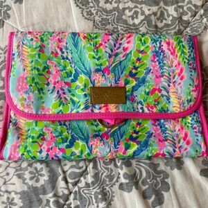 Lilly Pulitzer "Catch the Wave" Hanging Cosmetic Case
